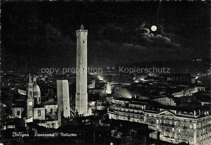 BOLOGNA IT Panorama notturno