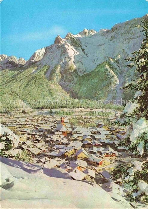 MITTENWALD Bayern Winterpanorama Blick gegen Karwendelgebirge