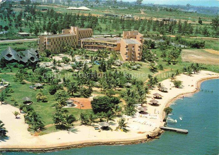 Abidjan Cote d Ivoire Elfenbeinkueste Golf Hotel Strand
