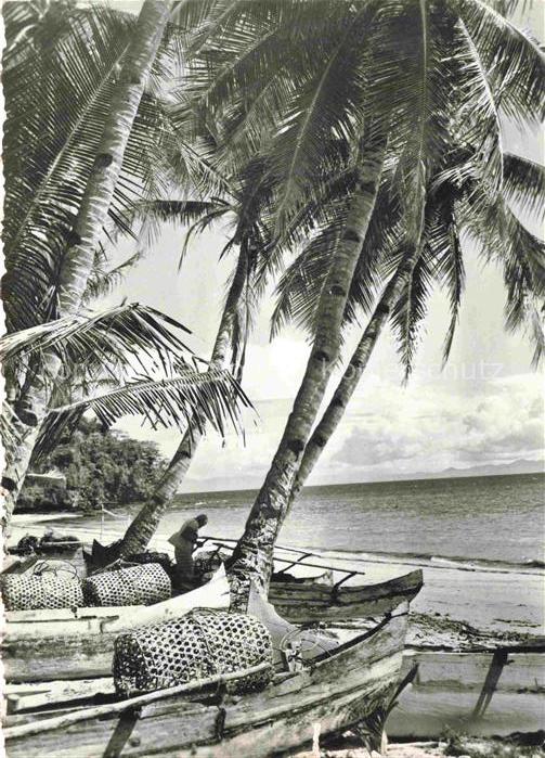 Madagascar Madagaskar Plage d'Ambatoloaka Nossi-Be