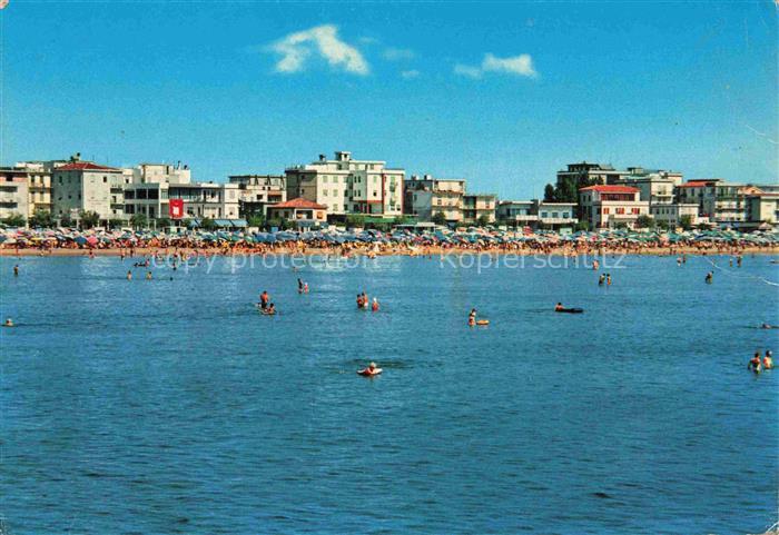 Caorle Veneto IT Spiaggio Strand Ansicht vom Meer aus