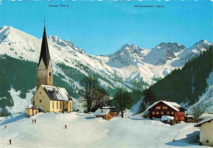 MITTELBERG  Kleinwalsertal AT Ortsansicht mit Kirche Winterpanorama