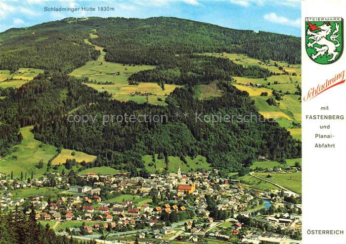 Schladming Obersteiermark AT Panorama mit Fastenberg und Planai-Abfahrt Schladmi