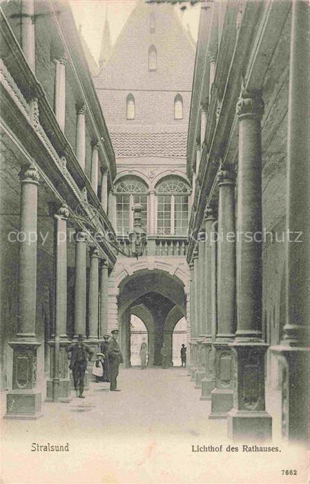 STRALSUND Lichthof des Rathauses