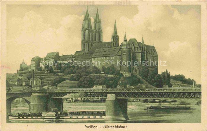 MEIssEN Elbe Sachsen Blick ueber die Elbe zur Albrechtsburg