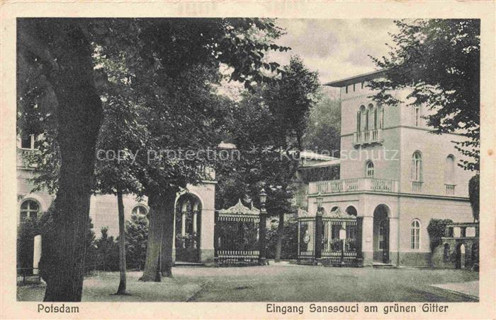 POTSDAM CITY Eingang Sanssouci am gruenen Gitter