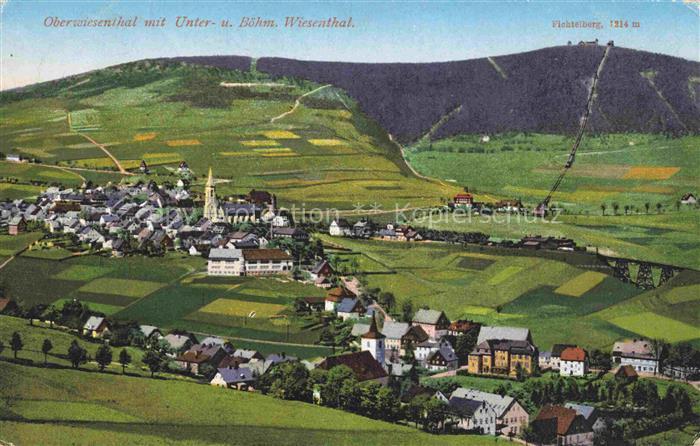 Oberwiesenthal Erzgebirge Panorama mit Unter- und Boehmisch Wiesenthal Blick zum