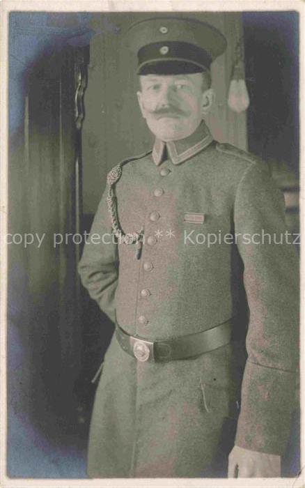 Neukoelln BERLIN Offizier