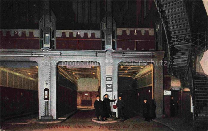 HAMBURG  CITY Elbtunnel Aufzuege