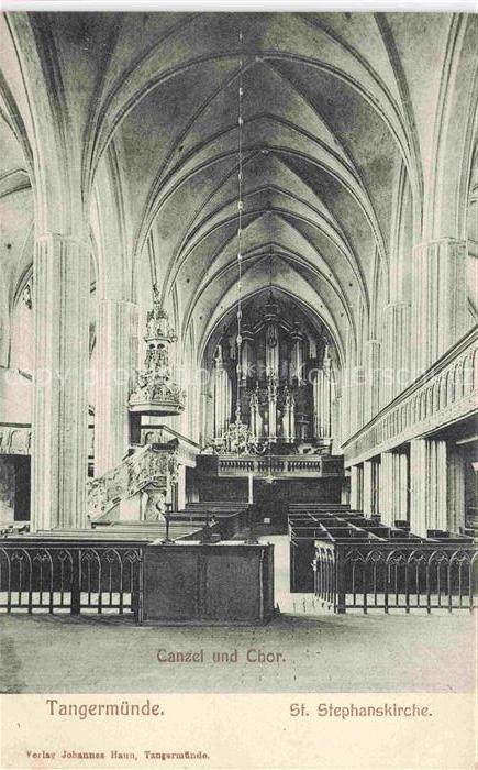 Tangermuende Stendal Sachsen-Anhalt St. Stephanskirche Kanzel und Chor