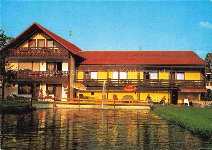 Burgwallbach Schoenau Brend Gaestehaus Forellenhof Partie am Teich