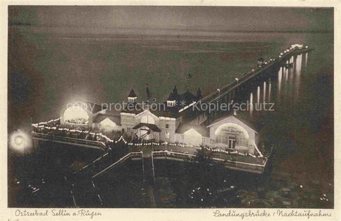 SELLIN  Ruegen Landungsbruecke bei Nacht