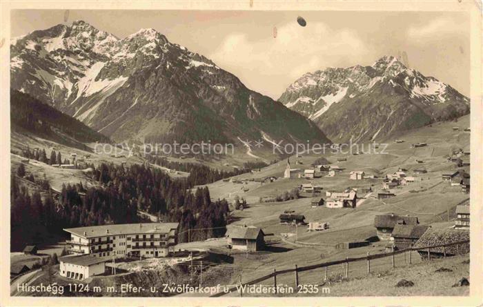 Hirschegg Kleinwalsertal Vorarlberg AT mit Elfer und Zwoelferkopf und Widderstei