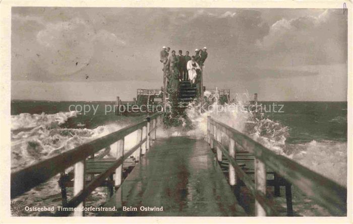 Timmendorfer Strand Timmendorferstrand Timmendorf Seebruecke bei Ostwind