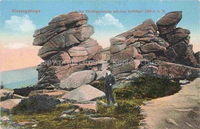 Riesengebirge Krkonose Karkonosze Pferdekopfsteine auf dem Reiftraeger