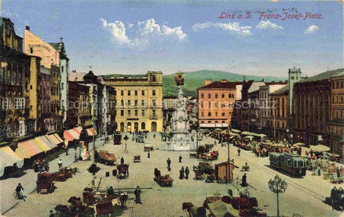 LINZ DONAU AT Franz-Josef-Platz Dreifaltigkeitssaeule