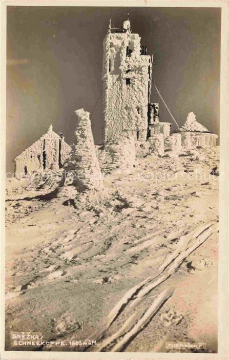 Karpacz Krummhuebel Riesengebirge PL Schneekoppe Bergbaude Wetterwarte im Winter