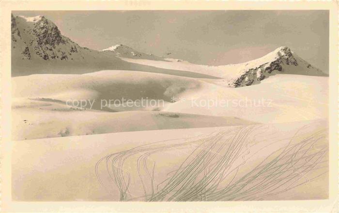 Guslarjoch 3148m oetztal Tirol AT Winterpanorama oetztaler Alpen Abfahrt zur Ver