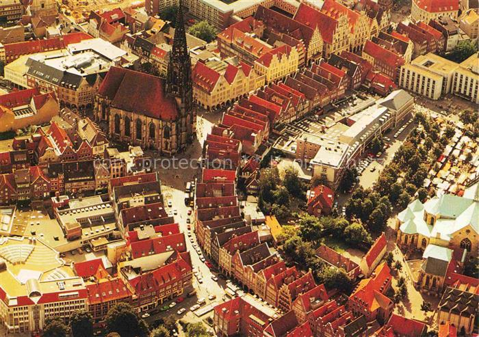 MueNSTER   Westfalen NRW Stadtzentrum mit St Lambertikirche und Prinzipalmarkt F