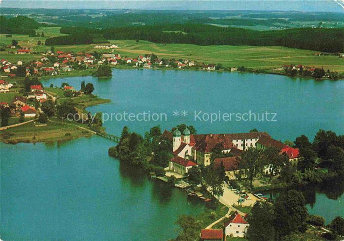 Seeon-Seebruck Traunstein Bayern Insel Schloss Hotel und Parkhotel Sandau Fliege