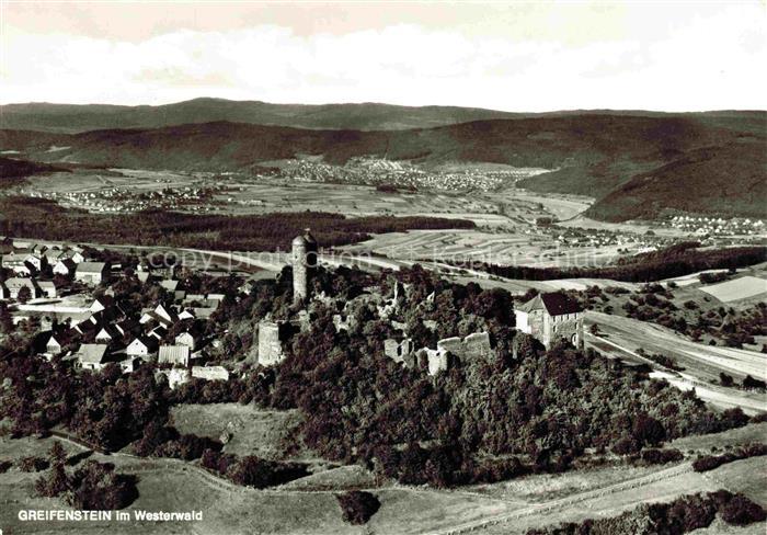Greifenstein Westerwald Wetzlar Hessen Blick zur Burg