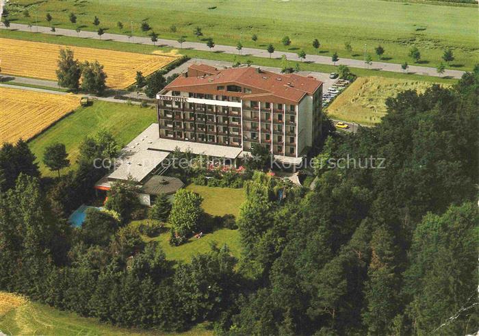 BAD FuessING Hotel Thermal Hallenbaeder Freibad Kurabteilung mitten im Gruenen