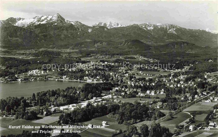 Velden Woerthersee AT mit Mittagskogel und Triglav Fliegeraufnahme