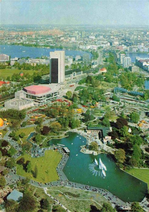 HAMBURG  CITY Blick vom Fernsehturm auf Congress Centrum und Alster