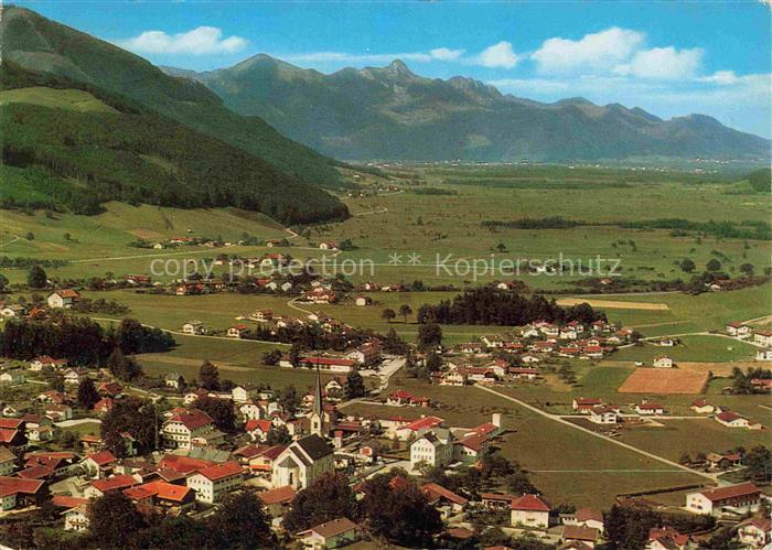 Bergen Chiemgau Traunstein Bayern Fliegeraufnahme mit Hochfelln und Hochgern