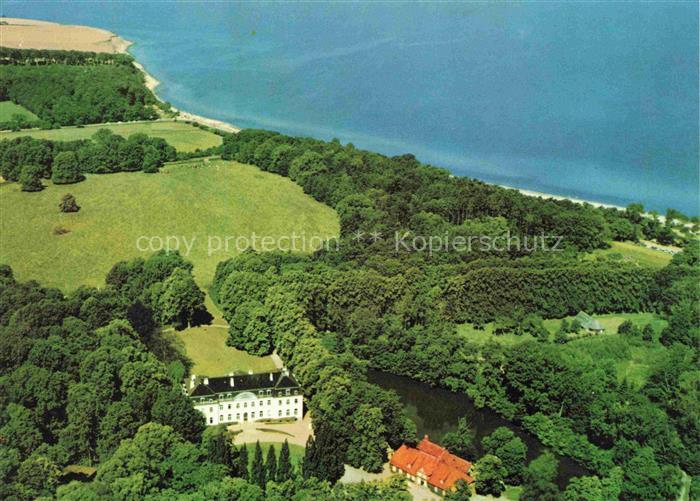 Weissenhaus Ostseebad Wangels Ostholstein Fliegeraufnahme mit Schloss Weissenhau