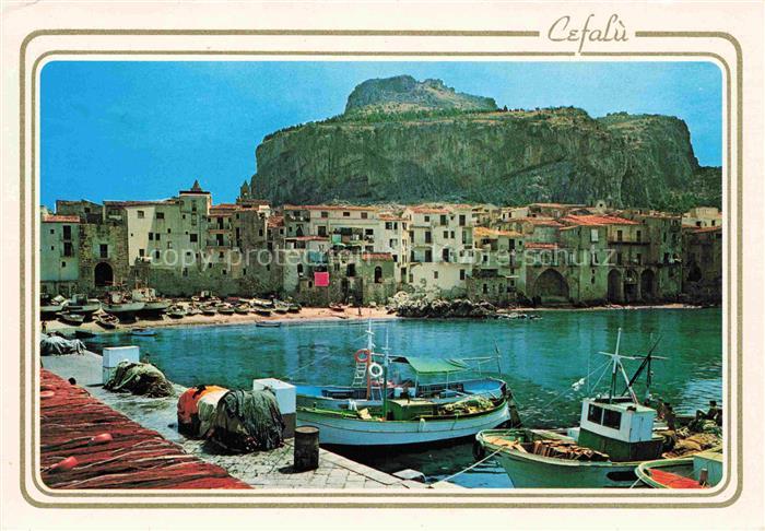 Cefalu Palermo IT Uferpartie Hafen