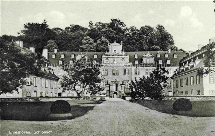 Ehreshoven Engelskirchen NRW Schlosshof Restaurant Schloss-Café