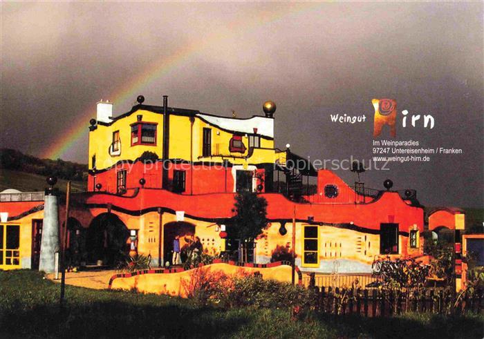 Untereisenheim Wuerzburg Weingut Hirn in der Abendsonne