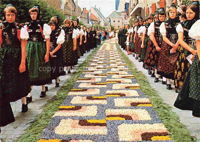 Huefingen Schwarzwald-Baar-Kreis BW Huefinger Blumenteppiche Fronleichnam Prozes