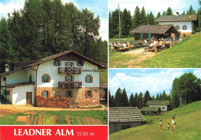 Voeran Verano Alto Adige IT Leadner Alm Freiterrasse Spaziergaenger