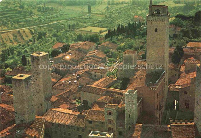 San Gimignano Toscana IT Fliegeraufnahme