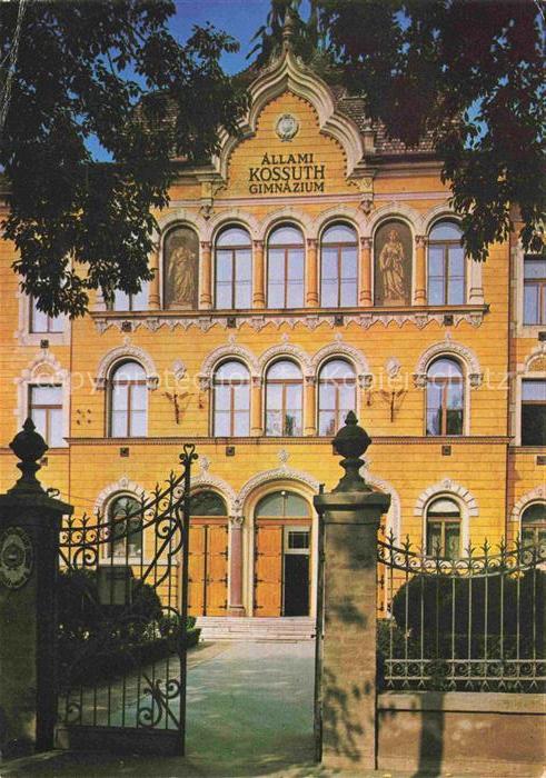 Cegled Cegledroel HU Kossuth Gimnazium