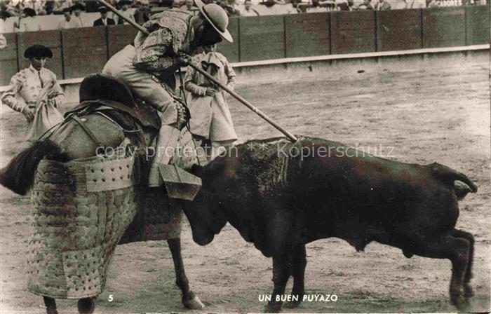 Stierkampf Corrida de Toros Bullfight-- Un Buen Puyazo