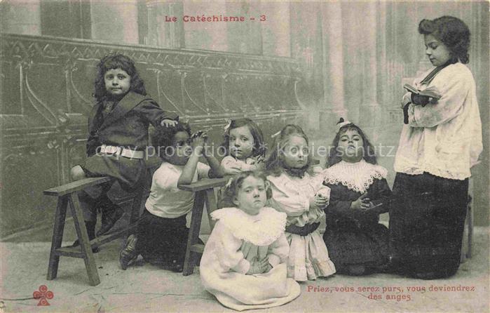 Kinder Child Enfants Le Catechisme Betten