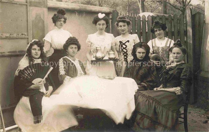 Faecher Mode Fan Eventail Abanico Ventaglio-- Frauen Tee