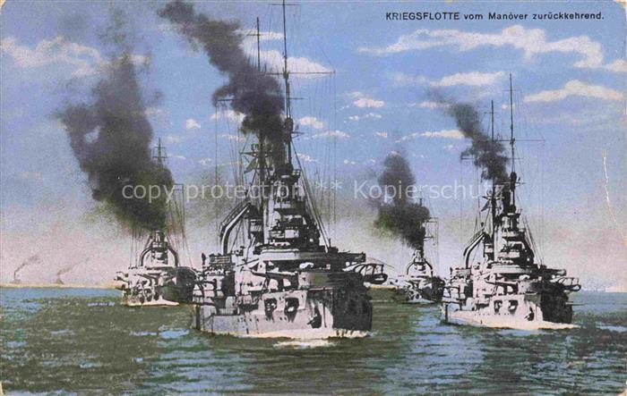 Marine Warships Kriegsflotte Manoever Zurueckkehrend