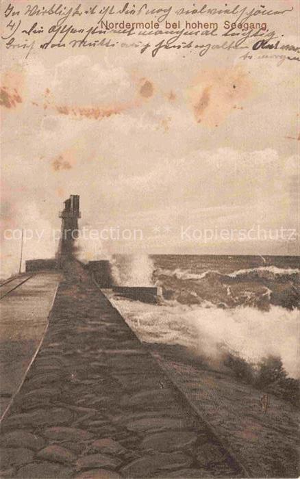 PILLAU Baltijsk Oblast Kaliningrad RU Nordermole bei hohem Seegang