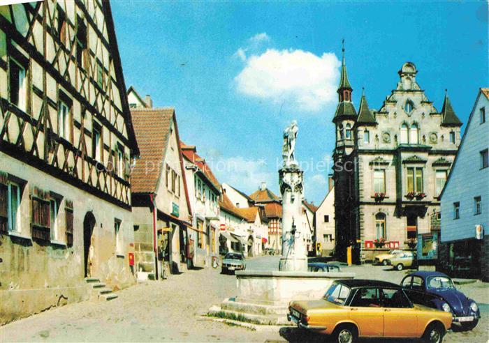 Wendelstein Mittelfranken Marktplatz Schoener Brunnen altes Rathaus Fachwerkhaus