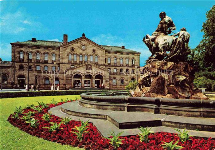 FueRTH  Bayern Bahnhof und Centaurenbrunnen