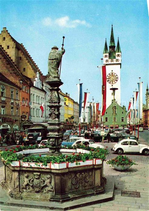 Straubing Ludwigsplatz Brunnen Stadtturm
