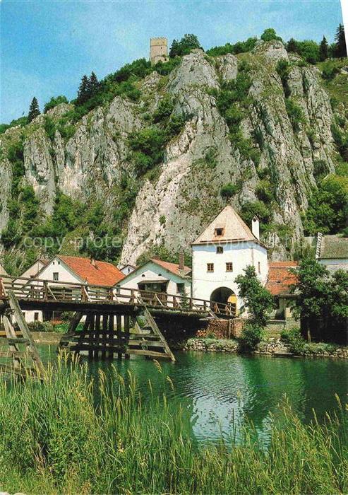 Essing Uferpartie an der Altmuehl Holzbruecke Burg