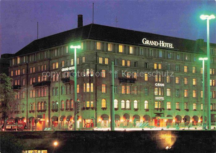 NueRNBERG  CITY Grand Hotel Nachtaufnahme