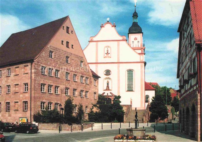 Hilpoltstein Mittelfranken Stadtpfarrkirche Rathaus mit Brunnenmaennlein