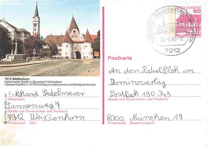 Weissenhorn Neu-Ulm Bayern Oberes Stadttor mit Nepomukbrunnen und Stadtpfarrkirc