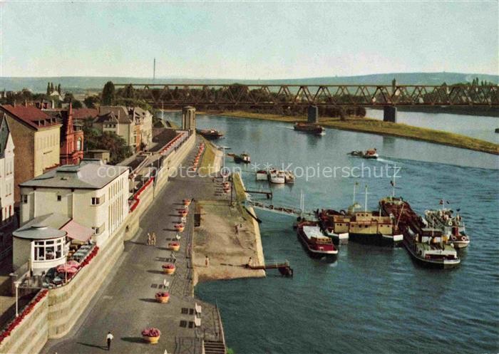NEUWIED Rhein Gaststaette Deichkrone und Rheinbruecke